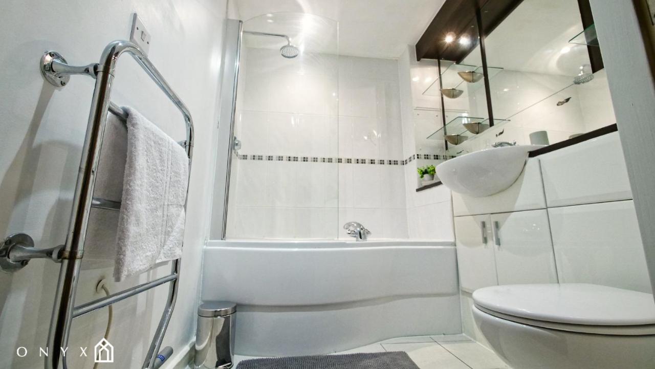Onyx Bullring Stunning Large Spacious City Centre Apartment Бирмингем Экстерьер фото